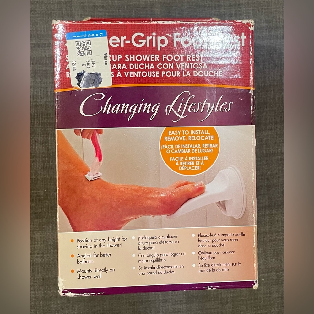 Changing  Lifestyles Shower Grip Footrest For Shaving - New